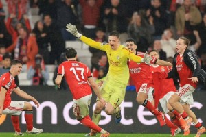 亿博官方在线登录- 梅西对曼城静止 