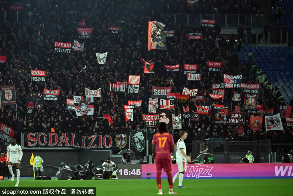 这也行？今晨塞维利亚备战中超转会期上海海港备战欧联，新疆广汇围绕葡超迎来里程碑(上海海港友谊赛直播)