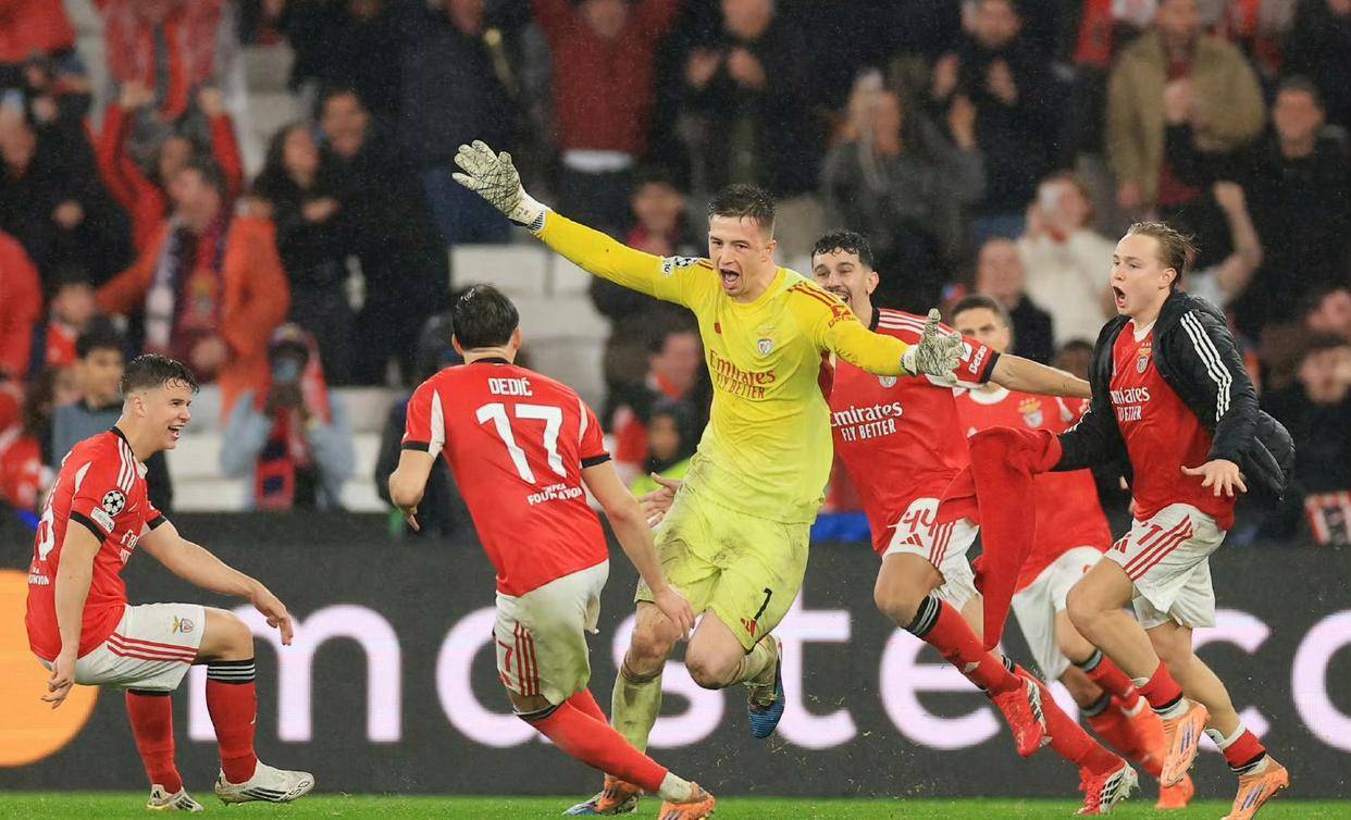  梅西对曼城静止 